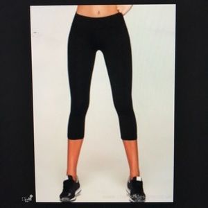 Lorna Jane Khloe 7/8 Tight Size Small - BLACK